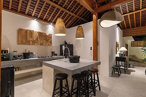 Villa Sora by Alfred in Bali