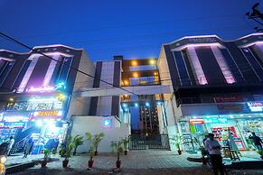 Surendra Landmark By Spree Hotels