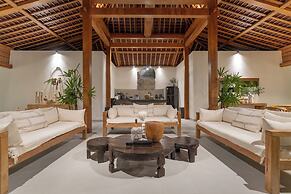 Villa Nador by Alfred in Bali
