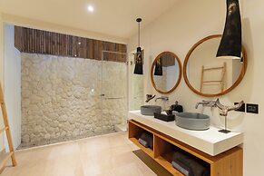 Villa Nador by Alfred in Bali