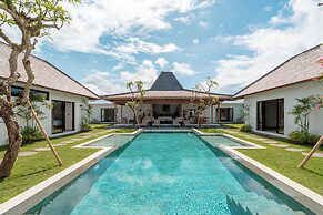 Villa Nador by Alfred in Bali