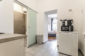 Near AKH 2 Apartments For Groups