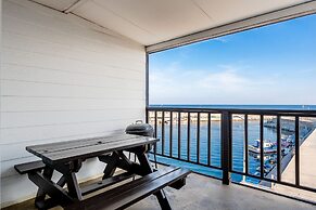 Uljin Sea and Moment Pension