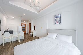 Uljin Sea and Moment Pension