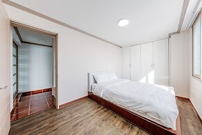 Uljin Sea and Moment Pension