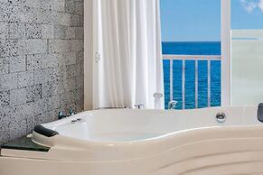Uljin Sea and Moment Pension