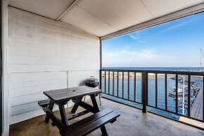 Uljin Sea and Moment Pension