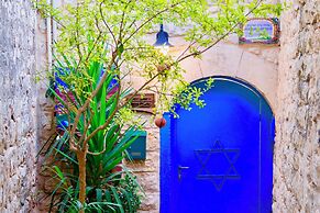 Artist Quarter Guesthouse B&B