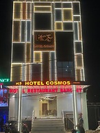 Hotel Cosmos