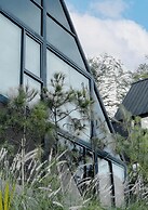 Solitude Villa Tahura