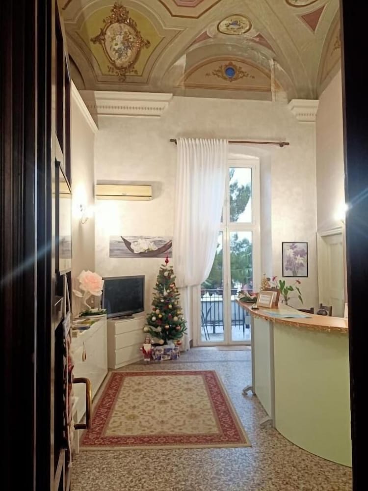 Hotel Serena
