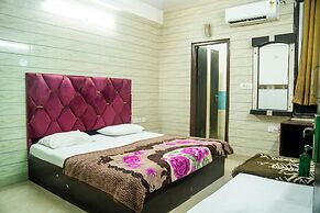 Hotel Vanya Palace New