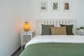 Villa Flora's 3-BR Retreat & Private Pool in Protaras