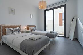 Villa Flora's 3-BR Retreat & Private Pool in Protaras