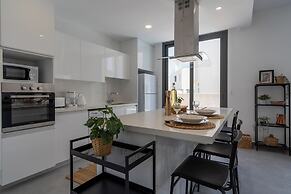 Villa Flora's 3-BR Retreat & Private Pool in Protaras