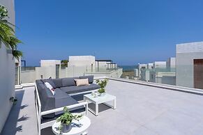 Villa Flora's 3-BR Retreat & Private Pool in Protaras