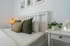 Villa Flora's 3-BR Retreat & Private Pool in Protaras