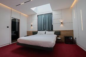 Imperial Mount Resort
