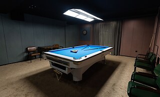 Imperial Mount Resort