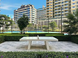1BR with Huge Balcony Near Burj Al Arab