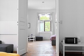 Central Access 2BR Apt Near AKH Hospital