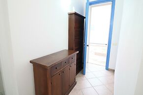 Casa Adele in Torre Dell'orso With Wi-fi and air Conditioning