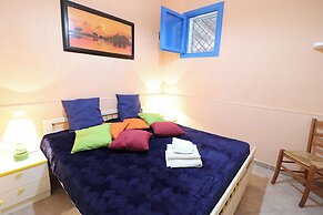 Casa Adele in Torre Dell'orso With Wi-fi and air Conditioning