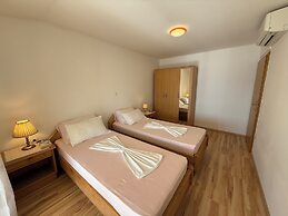 Apartments Vista Bliss 2