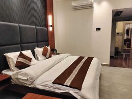 Hotel Kerni Palace
