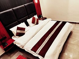 Hotel Kerni Palace