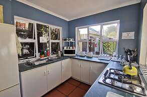 Hermanus Backpackers