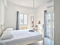 La Belle Casa de Parikia