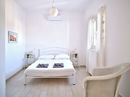 La Belle Casa de Parikia