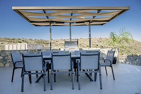 Luxurious Villa Alea