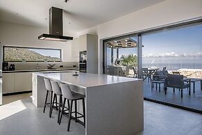 Luxurious Villa Alea