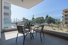 Flair 1-BR Apt. & Balcony in Larnaca