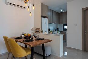 Flair 1-BR Apt. & Balcony in Larnaca