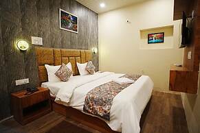 Click Find Stay Orderly Bazar