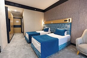 GIS HOTEL GANJA