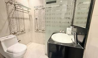 Thekra Hotel