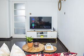 Centrally Located Studio Apartment - 2363
