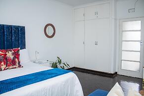 Centrally Located Studio Apartment - 2363