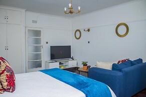 Centrally Located Studio Apartment - 2363
