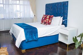 Centrally Located Studio Apartment - 2363