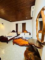 Stone Carving Resort