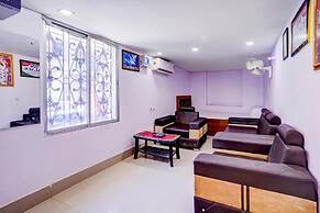 HOTEL OM PALACE & BANQUET HALL