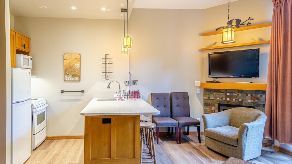 Cahilty #105 1 Bedroom Home