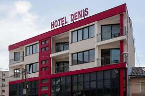 Denis Hotel
