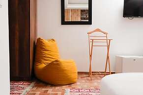 Denis Hotel