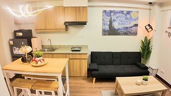 Stylish Condo - Cozy Urban Living